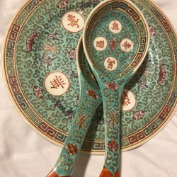 Mun Shou  Porcelain Plate And Spoon Rest. 