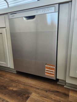 Whirlpool Dish washer Stainless steel