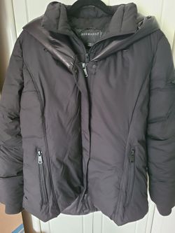 Bernardo X-large Black Puffer Jacket W/Large Hood