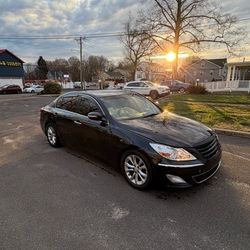 2013 Hyundai Genesis