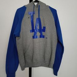 La hoodie size medium good condition