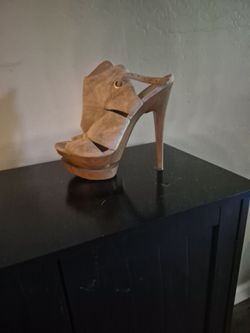 Jessica Simpson wood and suede heels size 8