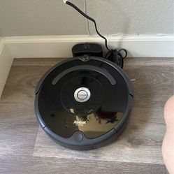 Roomba Vacuum