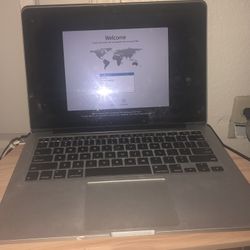 Macbook Pro model A1502