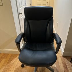 La-Z-Boy Office Chair FREE