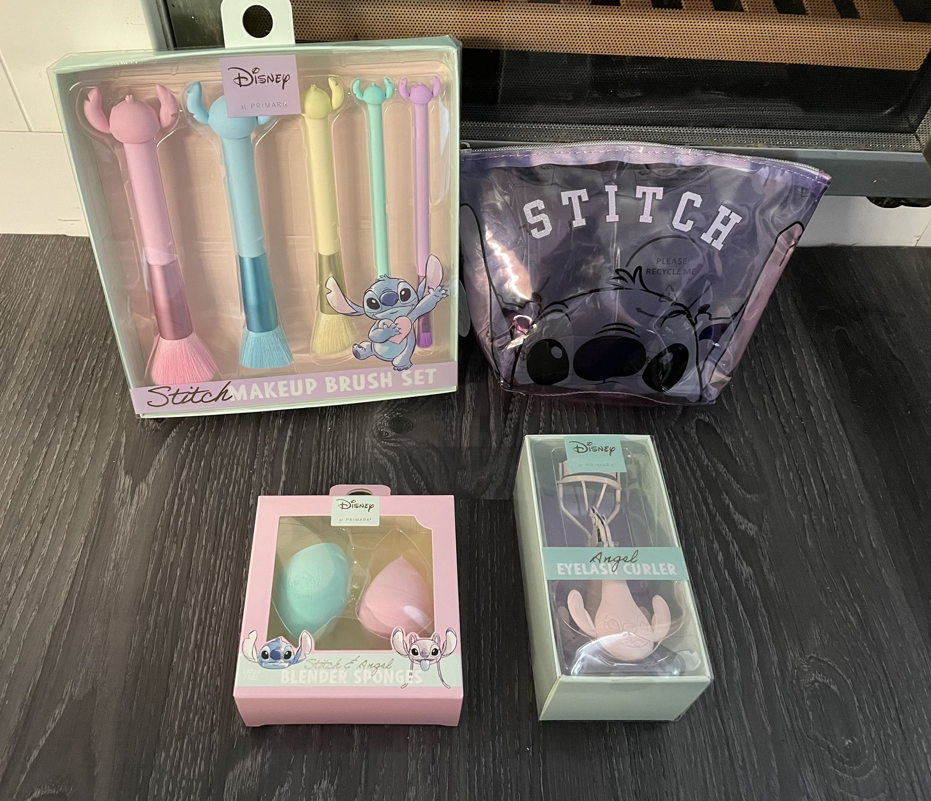 NWT Lilo And Stitch Makeup Bag ,makeup Brush Set, Eyelash Curler And Face Sponges 