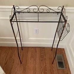 Antique finish Metal Stand
