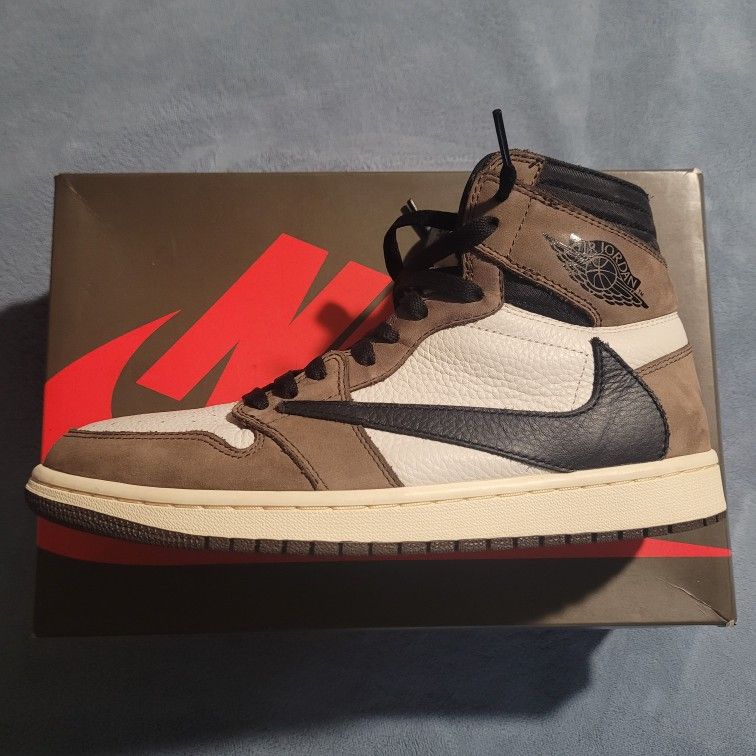 Travis Scott Mocha Jordan 1s Size Used