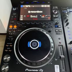 CDJ3000