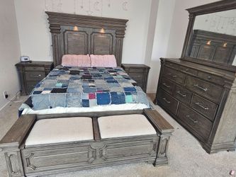5 Piece Bedroom Set