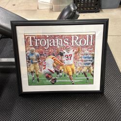 Reggie Bush USC "Trojans Roll” Signed Mated/Framed Picture Frame