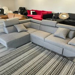 Jemima - Sectional Sofa w/Sleeper

Gray (Same Day Delivery)