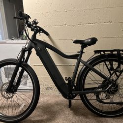 Ride1Up 700 Series E-Bike — Only 128 Miles — Excellent Condition — Extras Included