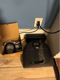 Neato Botvac D6 Robot Vacuum