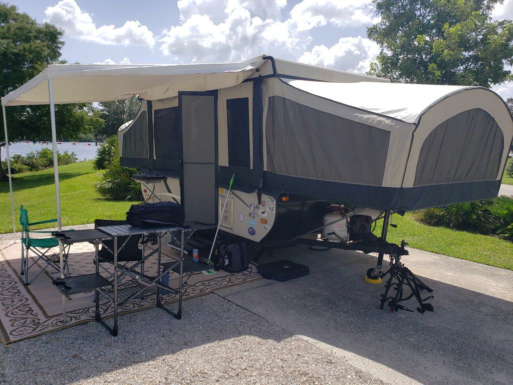 I CAN HELP WITH THE FINANCING -- 2015 Starcraft Comet 1221 Pop Up Camper -- FINANCING AVAILABLE