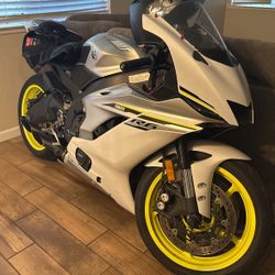 2017 Yamaha R6