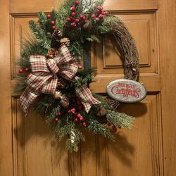 Beautiful Handmade Christmas/Winter Wreath