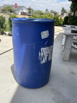 Blue Dog Food Barrel