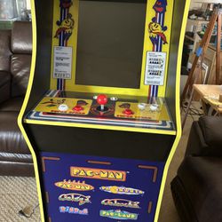 Super Pac-Man Arcade