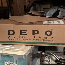 Headlights 2010 Kia Forte 4 door sedan se model