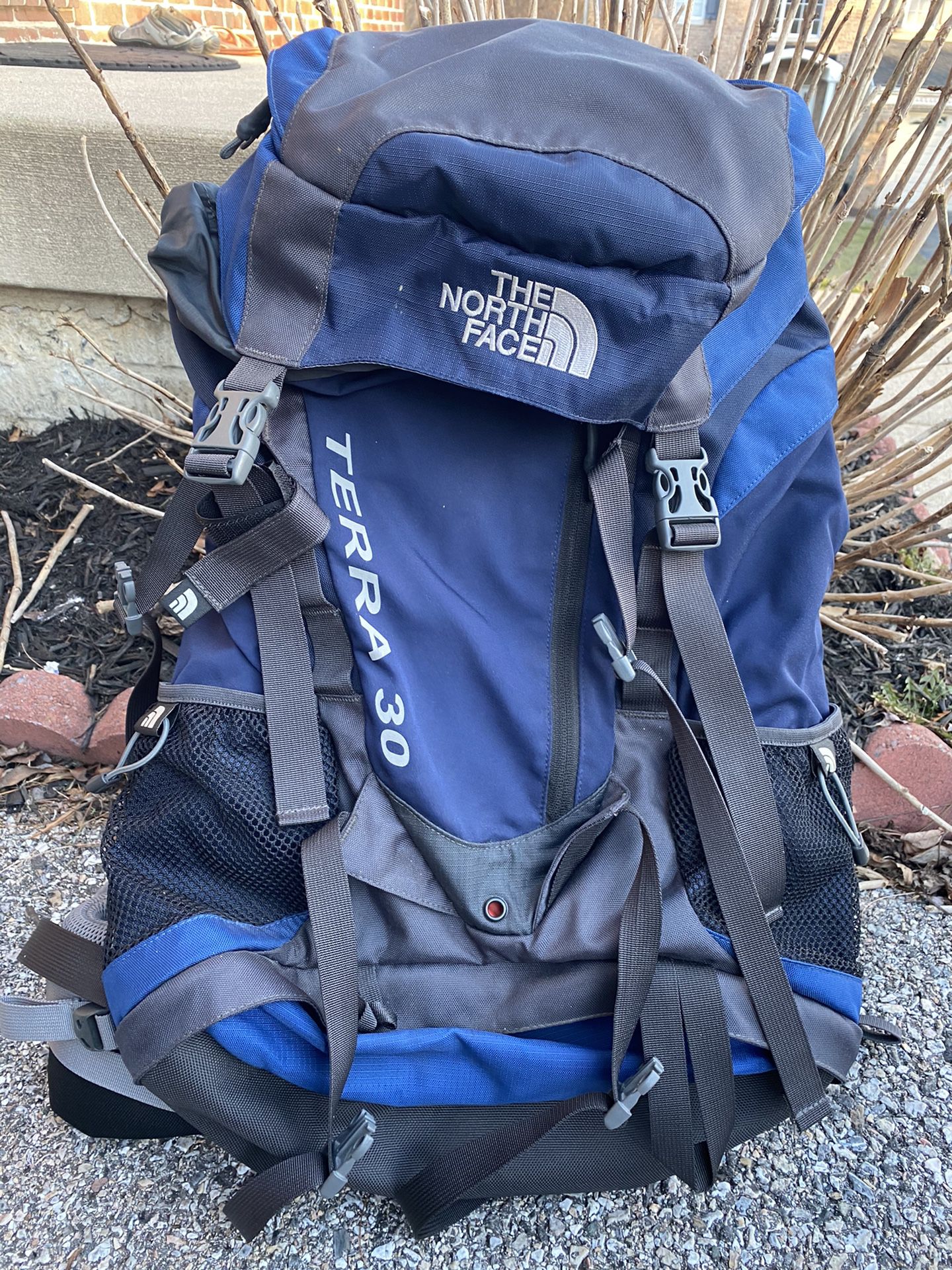 Hiking backpack(Very high quality and brand, Northface Terra 30 in like new condition. Very clean inside and out)