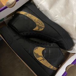 Supreme blazer 2022 size 8.5 Brand new