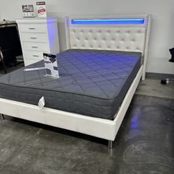 New Queen Bed Frame With MATRESS 