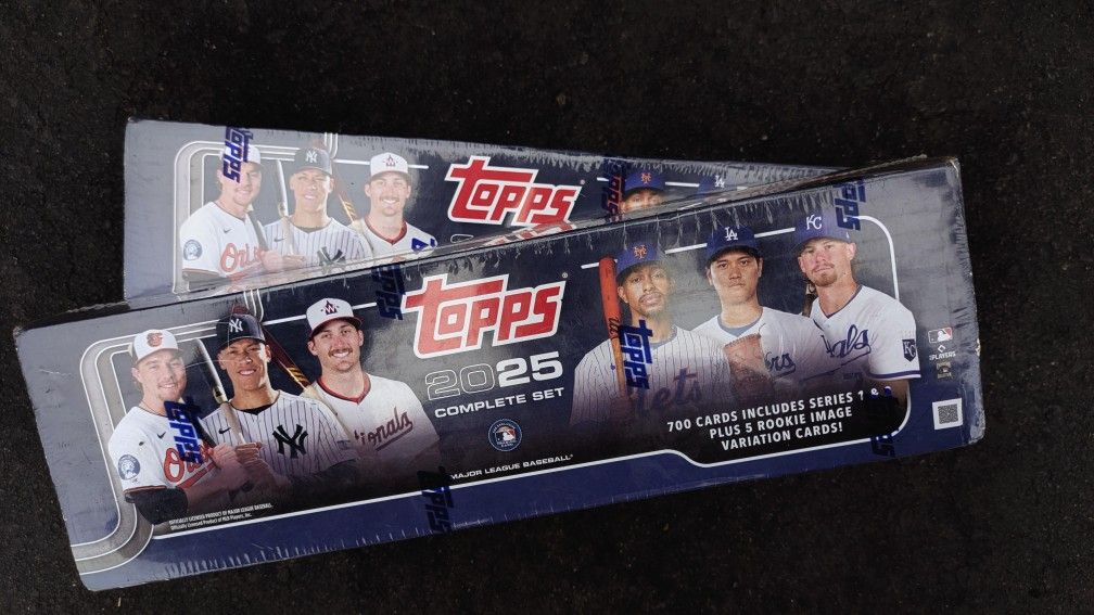 Topps Baseball Cards 2025 Complete Set 