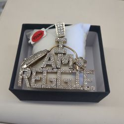10k Solid Gold Diamond Pendant 79 Grams Regular Price $9000 Sale Right Now $4500 If You Ask Interested Please Ask For Maribel Thank You 