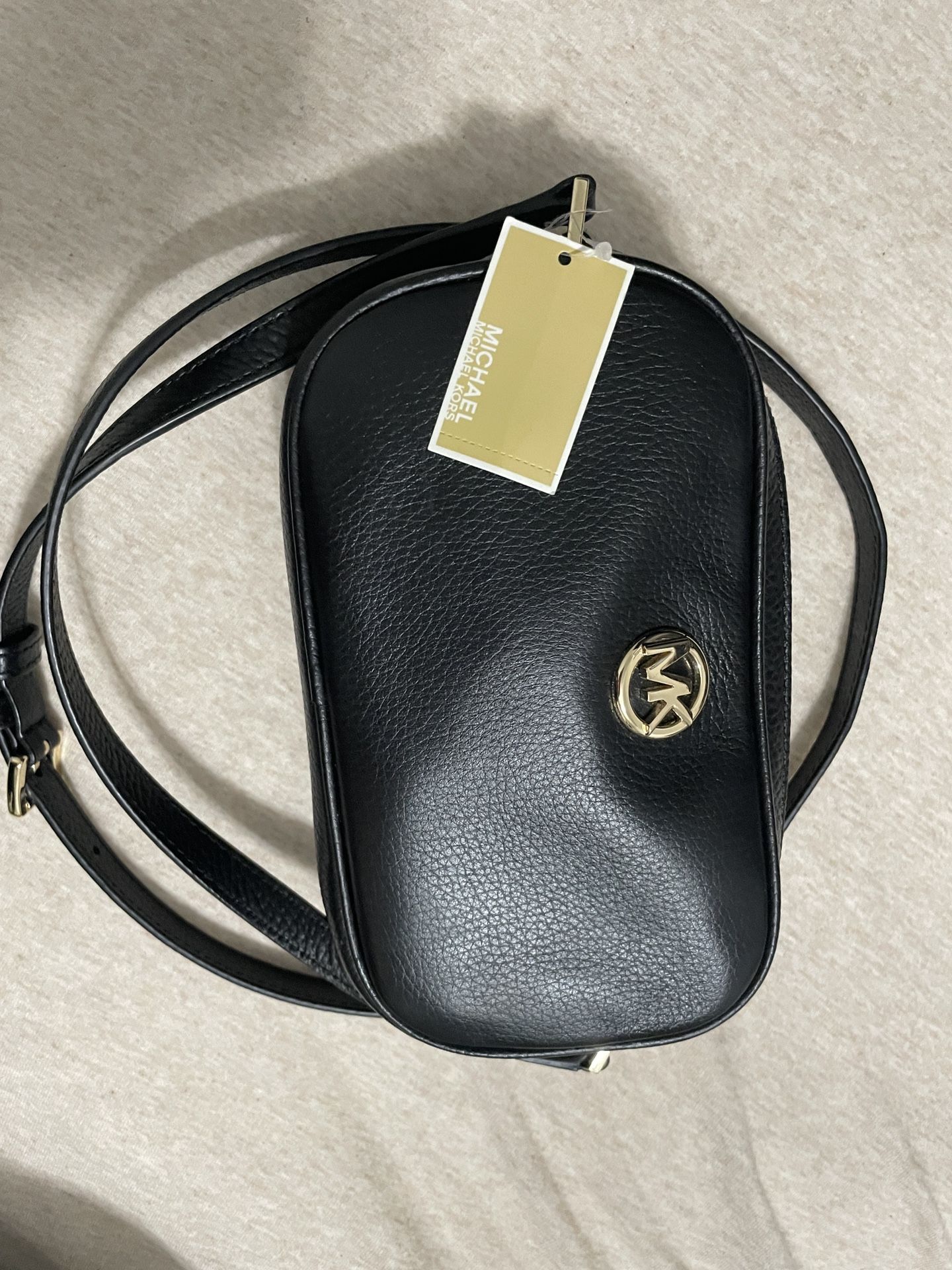 Michael Kors Fulton Crossbody