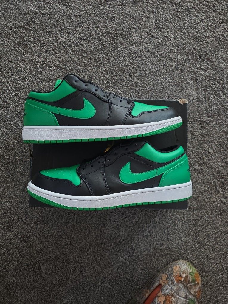 JORDAN 1 LOW "BLACK/LUCKY GREEN"