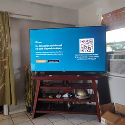 75" Vizzio Flatscreen ,, Big Tv