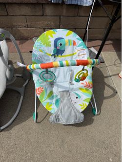 Baby bouncer