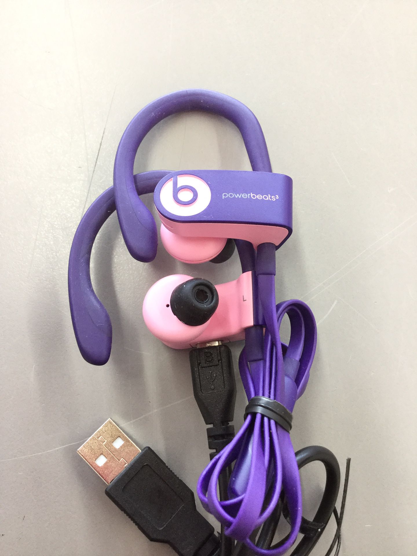 Dr. Dre Power Beats 3 Bluetooth Earbuds / Headphones