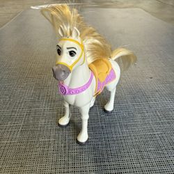 Tangled Maximus Figure