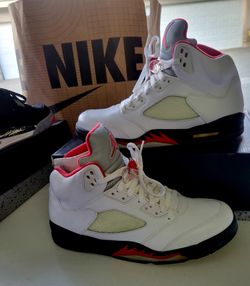 Air Jordan 5 Retro Fire Red Size 11
