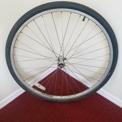 700 X 35c / 28in Front BICYCLE WHEEL NYC Pick Up!