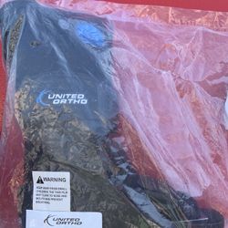 Brand New 🖤 United Ortho Fracture Boot – Medium | $48 Value, Only $25 OBO!