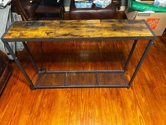 Sofa Table with Charging Station