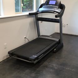 NordicTrack 1750 Commercial Treadmil