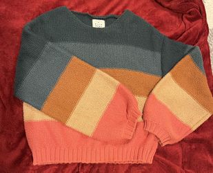 REDUCED!! BILLABONG  womens Crop Sweater-large