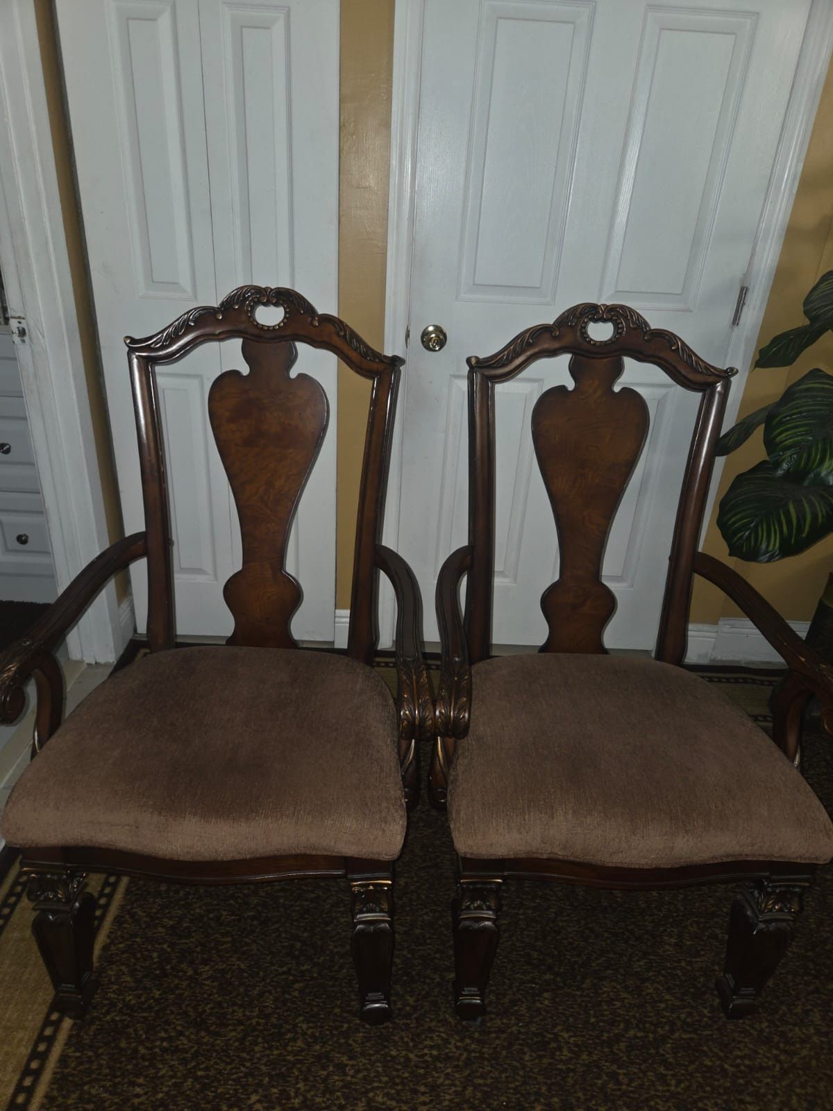 Dinette Set One Table And 8 Chairs Home & Garden