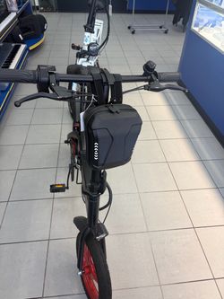 Windhorse C19 Compact Folding Electric Bike w/ Handlebar Bag (Black / Red)
