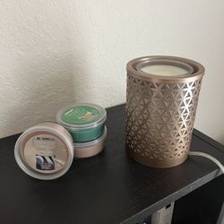 Yankee Candle Scenterpiece with Melt cups