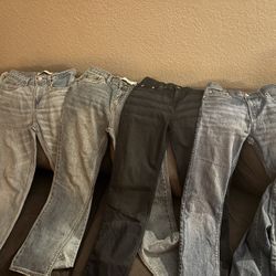 Levi’s/lucky jeans 