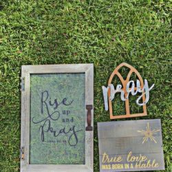 Farmhouse Decorations 