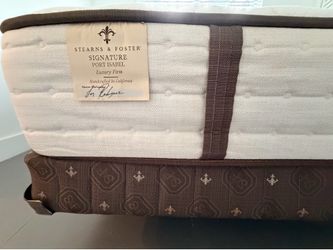 Moving - Stearns & Foster Queen Mattress + spring Box  – Signature Port Isabel (Luxury Firm)
