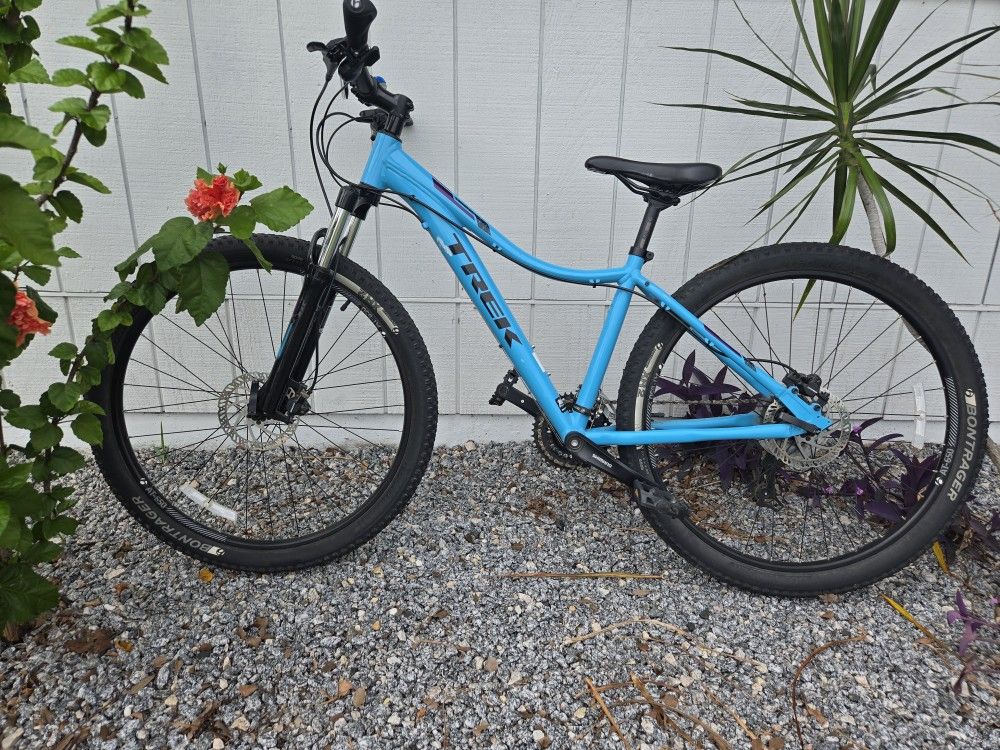 Trek Skye SL Women’s Mountain Bike
