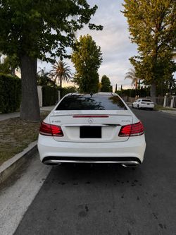Mercedes-Benz E4 hundred Mercedes-Benz E4 hundred