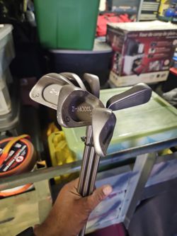 Z Model2 Golf Clubs.
